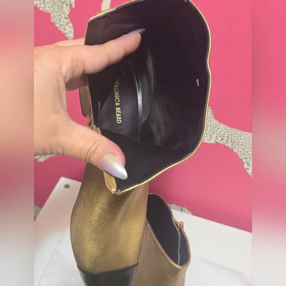 NWT Veronica Beard Cecile Cap Toe Gold Metallic Leather Ankle Boots Size 9M - Picture 5 of 9
